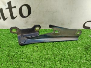 Петля капота правая MITSUBISHI AIRTREK OEM MB866526 CU2W 2004