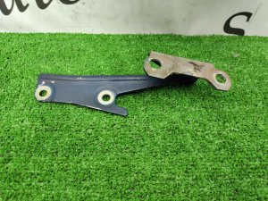 Петля капота левая MB866525 MITSUBISHI AIRTREK