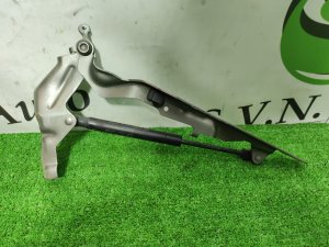 Петля капота левая 31385810, 30649516 VOLVO XC70