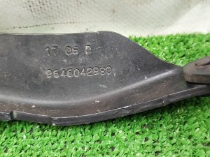 Петля капота правая CITROEN C6 OEM 9646042980 TD 2006