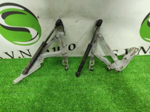 Петля крышки багажника СЕДАН MAZDA AXELA OEM BN8V52720B, BN8V52710B, BN8V56930 BKEP 2006