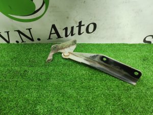 Петля капота правая SUBARU FORESTER OEM 57260SA0009P SG5 2005