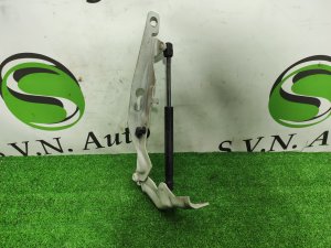 Петля капота левая VOLVO V70 OEM 31385810, 30649516 2006