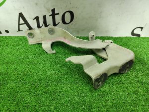 Петля капота правая 95049937 CHEVROLET CAPTIVA