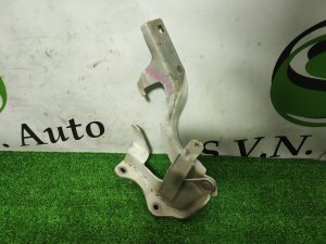 Петля капота левая CHEVROLET CAPTIVA OEM 95049936 C140 2011