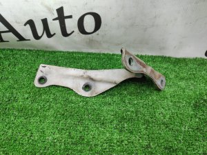 Петля капота левая 57260AE030 SUBARU IMPREZA