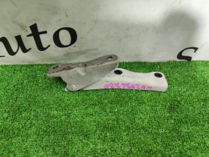 Петля капота левая SUBARU IMPREZA OEM 57260AE030 GG2 2005