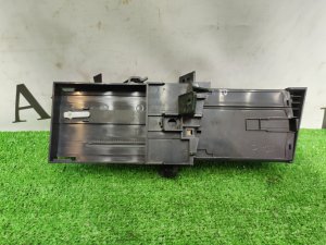Подстаканник (правый) DAIHATSU MOVE OEM X L175S 2010