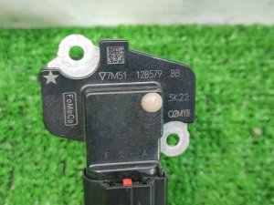 Датчик массового расхода воздуха FORD KUGA OEM 7M5112B579 DR 2008