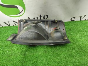 Стоп сигнал левый LINCOLN NAVIGATOR UN173 2001