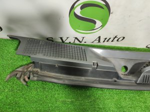 Жабо HUMMER H3 OEM 15840842 2007