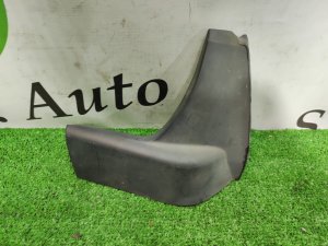 Планка под стоп-сигнал правая MAZDA PREMACY OEM C513508E1 CWEFW 2010