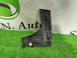 Планка под стоп-сигнал правая MAZDA PREMACY OEM C513508E1 CWEFW 2010