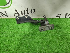 Петля капота правая 65400JG000 NISSAN X-TRAIL