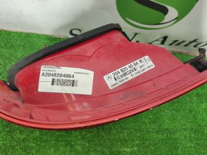Стоп сигнал правый MERCEDES-BENZ 204.252 OEM A2048204064 УНИВЕСАЛ 2008