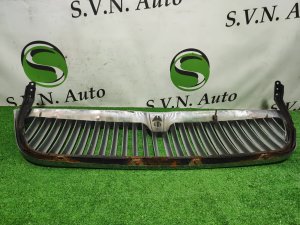 Решетка радиатора LINCOLN NAVIGATOR OEM X UN173 2001