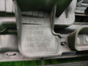 Решетка радиатора HONDA STEPWGN OEM 71121SZWJ01 RK5 2009-2015