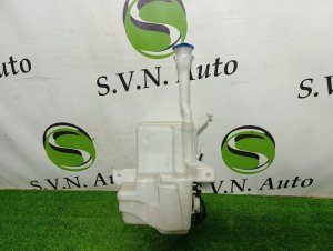 Бачок омывателя 31391615 VOLVO V40