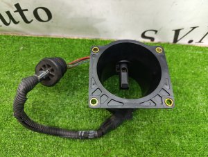 Датчик массового расхода воздуха LINCOLN NAVIGATOR OEM XL3F12B579 UN173 2001