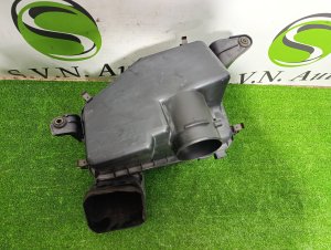 Корпус воздушного фильтра 1770050261 TOYOTA CROWN MAJESTA