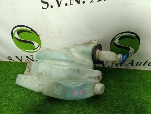 Бачок омывателя AUDI A8 OEM 4E0955453 4E 2006