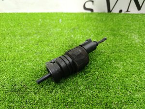 Насос омывателя AUDI A8 OEM 4О5955651 4E 2006