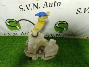 Бачок омывателя VOLVO V70 OEM 8693773 2006