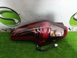 Стоп сигнал левый NISSAN DAYZ OEM 265557MA0A B43W 2019