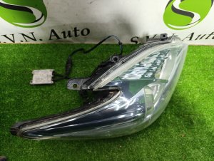 Фара правая 47-29 TOYOTA PRIUS OEM 8113047370 ZVW30 2011