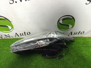 Фара левая 47-29 TOYOTA PRIUS OEM 8117047370 ZVW30 2009