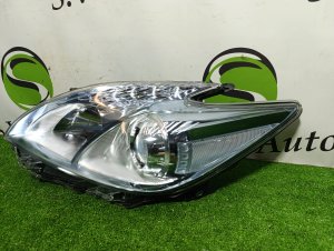 Фара левая 47-29 TOYOTA PRIUS OEM 8117047370 ZVW30 2009