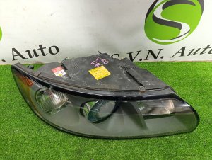 Фара правая VOLVO V50 OEM 30698659 2005