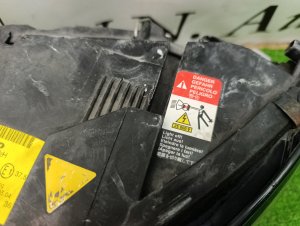 Фара левая VOLVO V50 OEM 30698658 2005