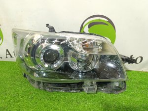 Фара правая TOYOTA COROLLA RUMION OEM 8114512C10 ZRE152 2010