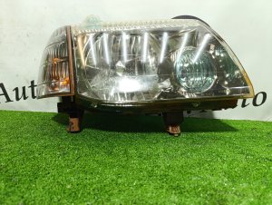 Фара правая (с габаритом) NISSAN X-TRAIL OEM 260108H328 T30 2004