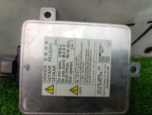 Блок розжига ксенона MAZDA PREMACY OEM W3T20671 CWEFW 2010