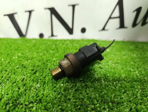 Датчик давления ГУР 497617P900 NISSAN SERENA