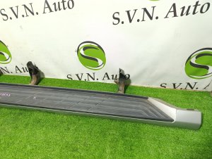 Подножка правая MITSUBISHI PAJERO OEM 7656A090, 7656A080HA 2011