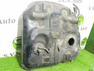 Бак топливный HONDA STEPWGN OEM 17500S48930 RF2 1999