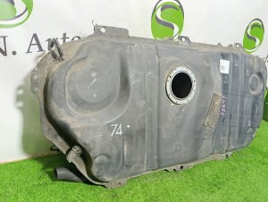 Бак топливный TOYOTA NOAH/VOXY OEM 7700144031 AZR60 2004
