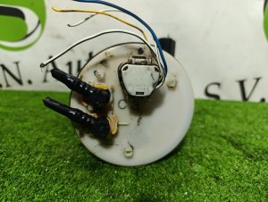 Насос топливный TOYOTA NOAH/VOXY OEM 2322128040 AZR60 2005
