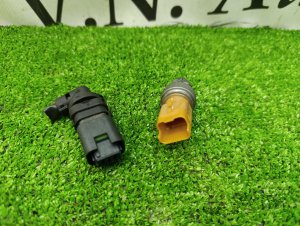 Датчик давления фреона (правая) PEUGEOT 3008 OEM 9653027380 2016