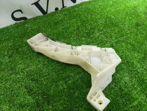 Кронштейн переднего бампера правый Color-22V MAZDA AXELA OEM BN8V500T1C BKEP 2006