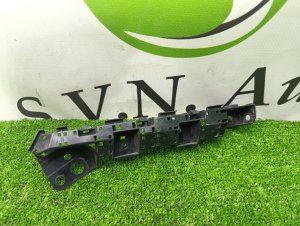 Кронштейн переднего бампера левый Color- G1U 57707VA160 SUBARU LEVORG
