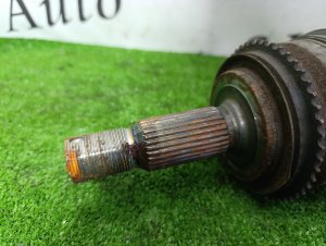 Привод передний правый MITSUBISHI PAJERO OEM 3815A196 V88W 2011