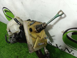 Главный тормозной цилиндр CADILLAC ESCALADE OEM 15854058 2004