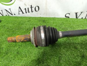 Привод передний правый TOYOTA AQUA OEM 4341052350 NHP10 2011-2021