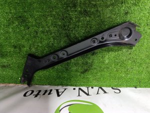Планка телевизора (правая) NISSAN X-TRAIL OEM 62512JG00A DNT31 2010