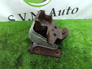 Подушка ДВС CADILLAC ESCALADE OEM 15226255 GMT820 2004
