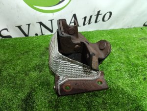 Подушка ДВС CADILLAC ESCALADE OEM 15226255 GMT820 2004